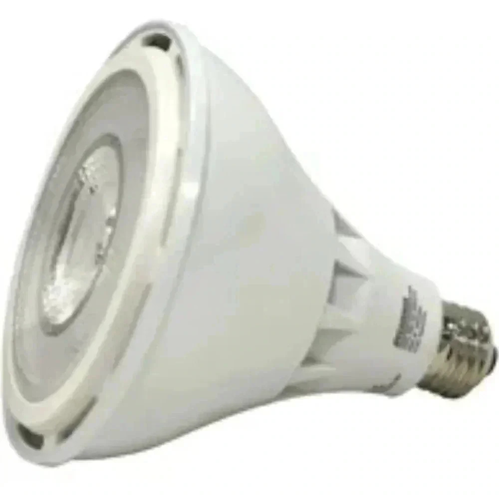 SYLVANIA PAR38 Night Chaser LED Light Bulb 250W - Picture 7 of 14